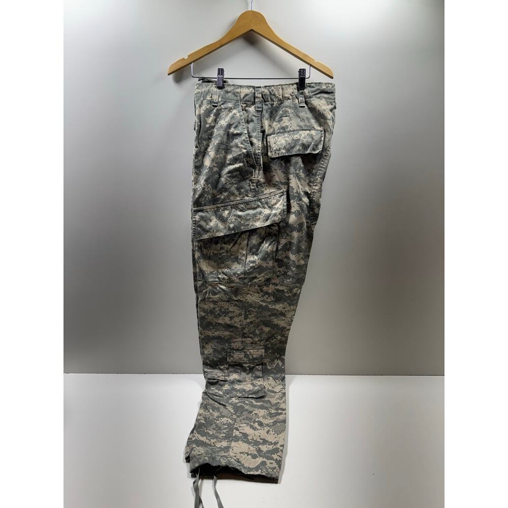 US Military Issue Army Combat Trousers Digital Camo Medium/X-Long Utility